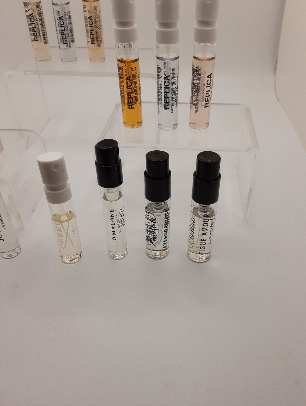 ■SOLD■ Perfume Sample Bundle - Picture 5 of 9